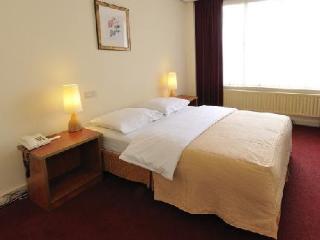 Hotel Crown